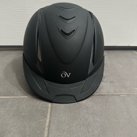 Ovation Riding Helmet - Picture 1 of 9